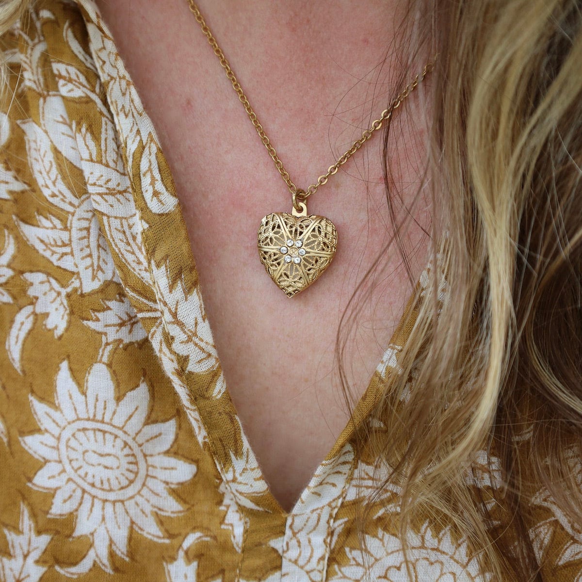 NKL-JM Amore Mio Locket Necklace - Gold Plate