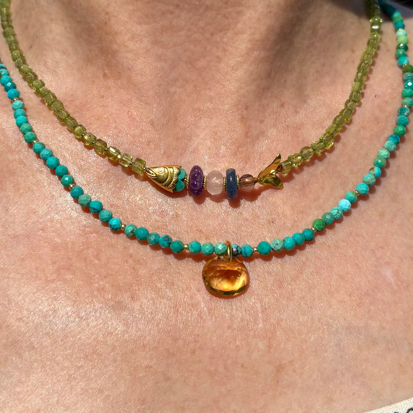 NKL-JM Deep Dive Fish Peridot Necklace