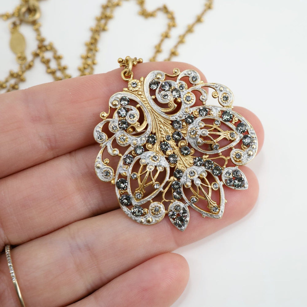 
                      
                        NKL-JM Enamel Filigree Necklace
                      
                    