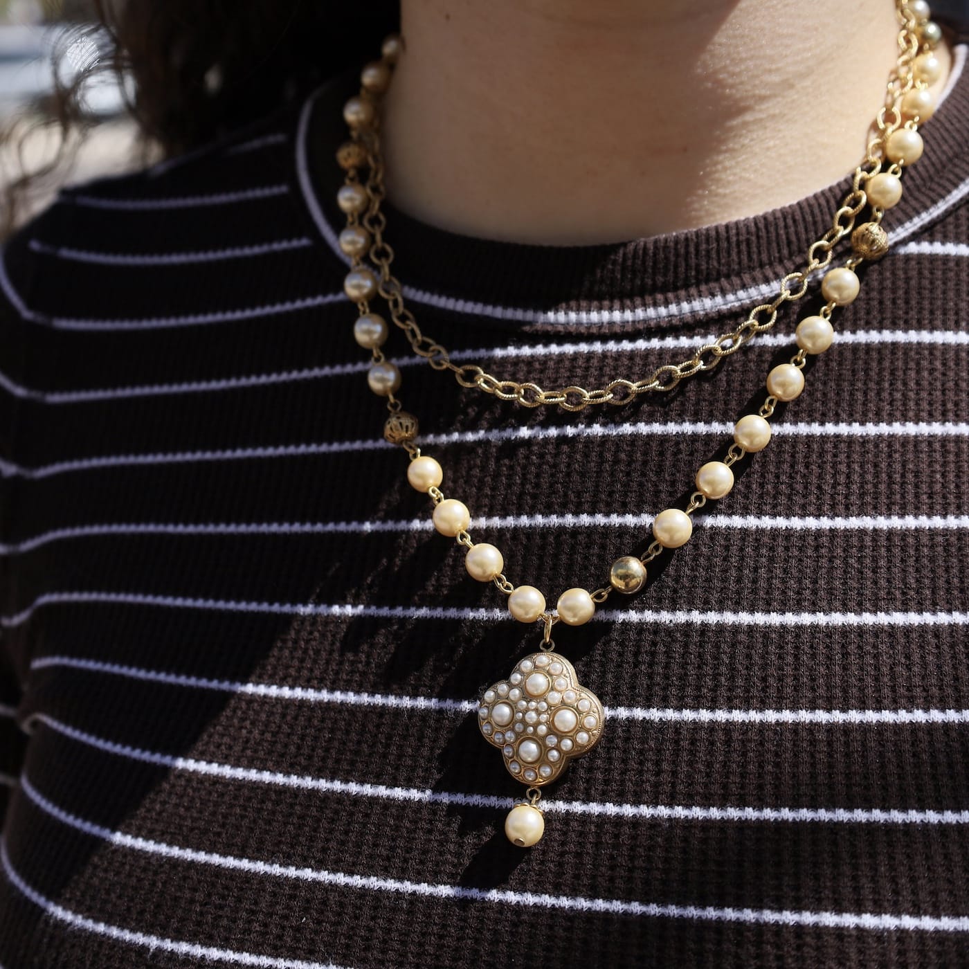 NKL-JM Gold Plate Double Chain Pearl Alhambra Necklace