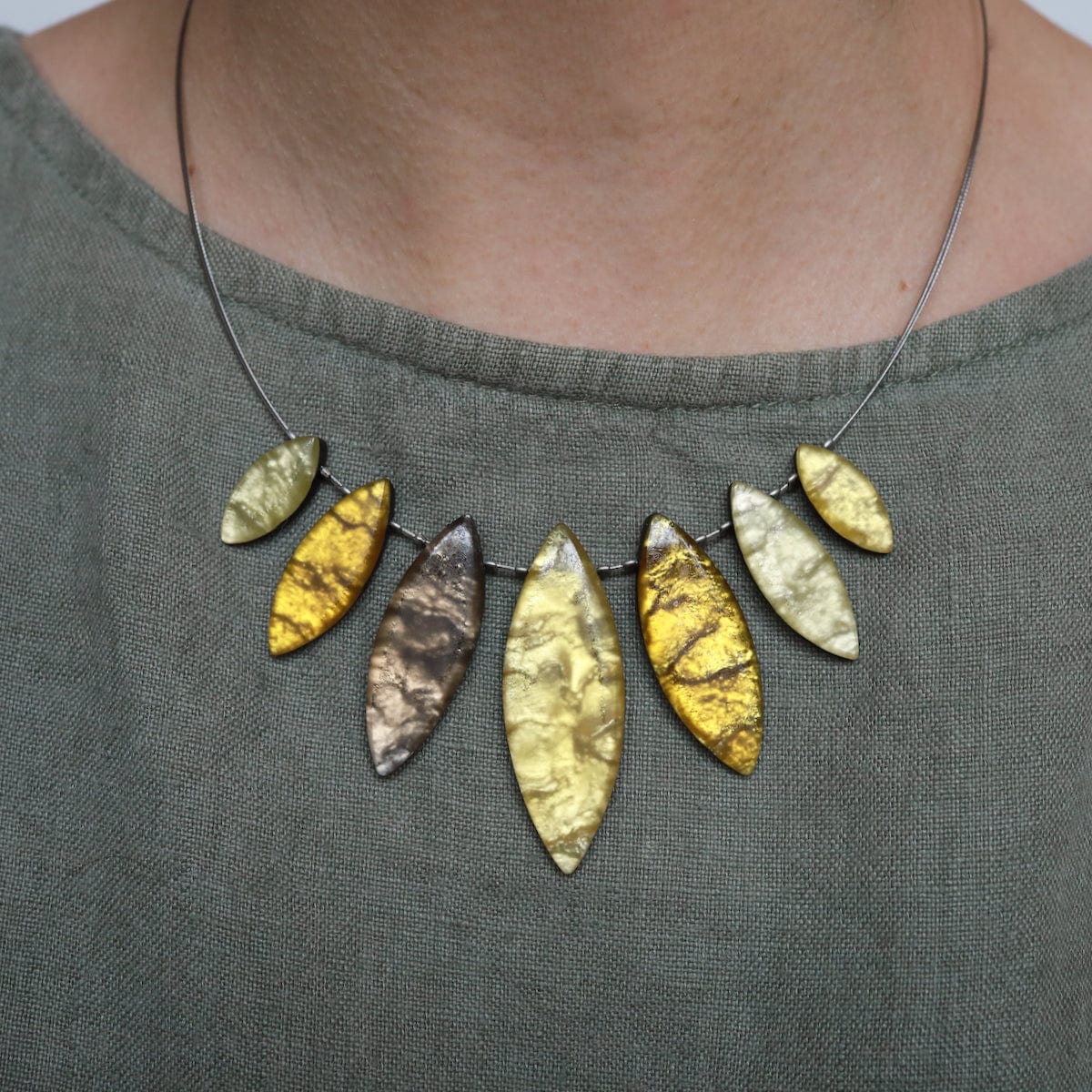 NKL-JM Gold Tribal Leaf Necklace