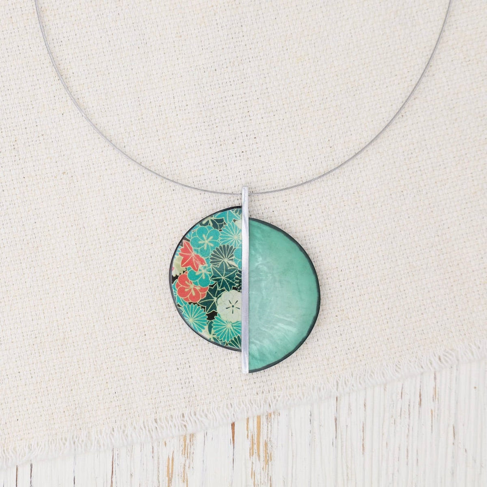 NKL-JM Green Kimono Split Circle Pendant