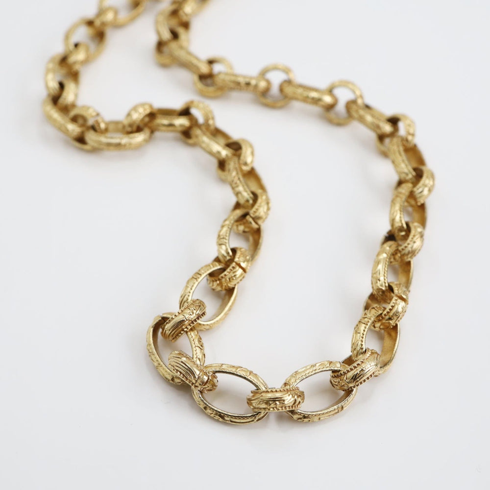 
                      
                        NKL-JM Heavy Embossed Chain Necklace
                      
                    