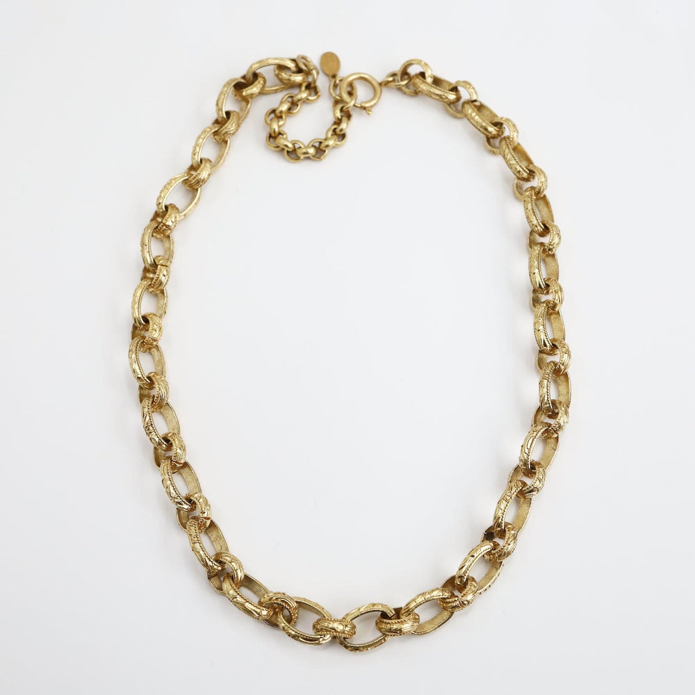 
                      
                        NKL-JM Heavy Embossed Chain Necklace
                      
                    