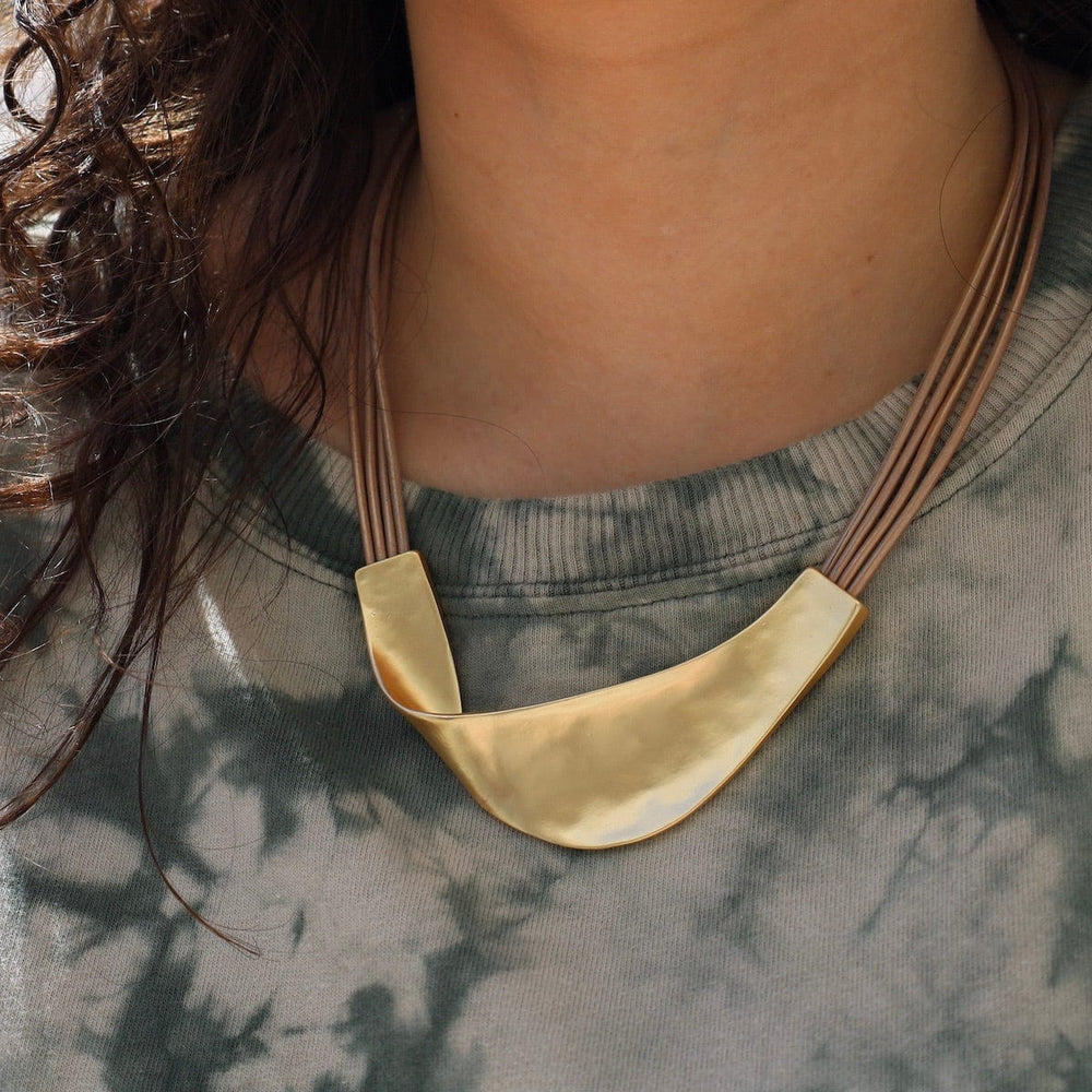 
                  
                    NKL-JM Matte Gold Champagne Leather Necklace
                  
                