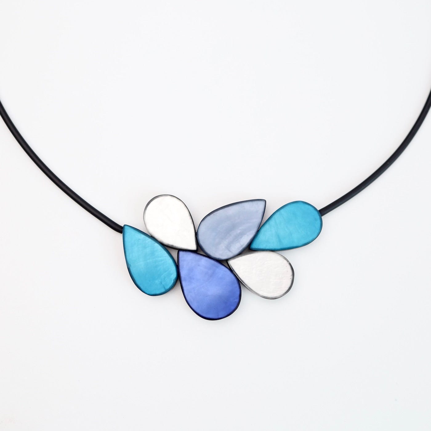 NKL-JM Multi Blue Mix Petal Necklace