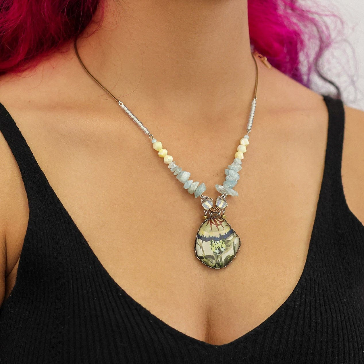 NKL-JM Neptune`s Garden Pendant Necklace