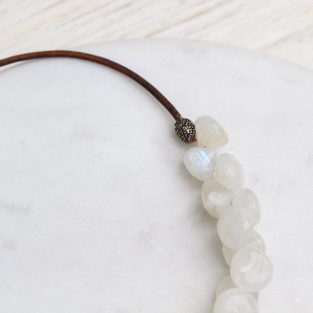 
                  
                    NKL-JM Rainbow Moonstone Bubble Briolettes Necklace
                  
                