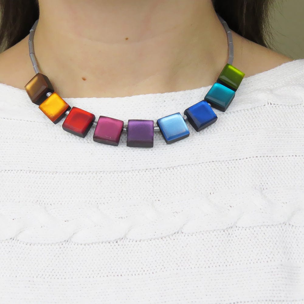 
                      
                        NKL-JM RAINBOW SQUARE BUTTONS NECKLACE
                      
                    