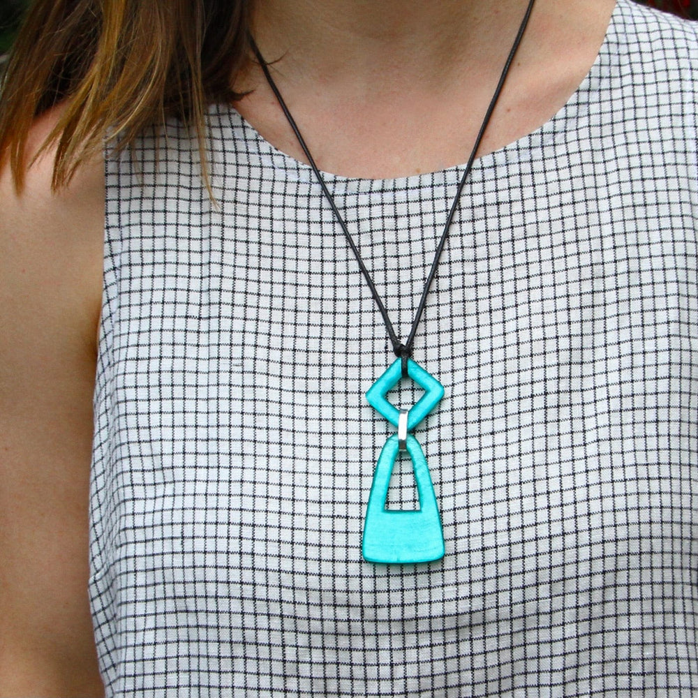 
                  
                    NKL-JM Turquoise Sliding Statement Resin Necklace
                  
                