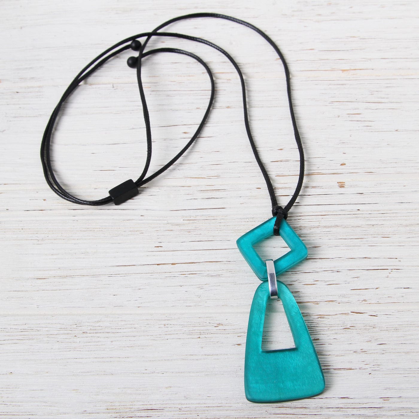 Load image into Gallery viewer, NKL-JM Turquoise Sliding Statement Resin Necklace
