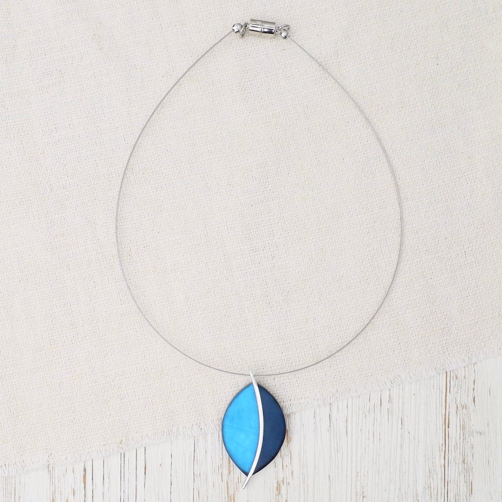 
                  
                    NKL-JM Two Tone Blue Leaf Pendant
                  
                