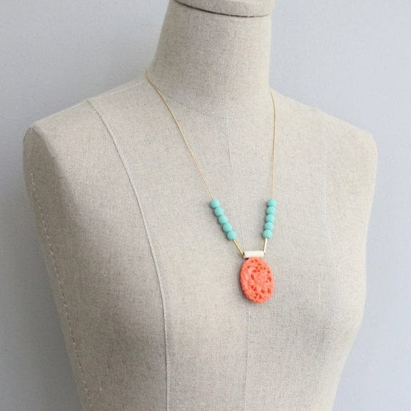 NKL-JM Vintage Acrylic and Turquoise Glass Necklace