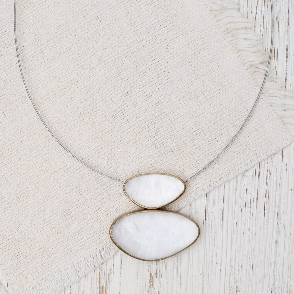 NKL-JM White Two Pebbles Necklace