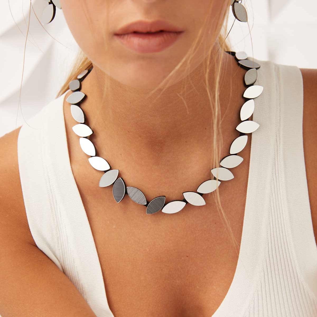 NKL Kate Silver Leaves Necklace