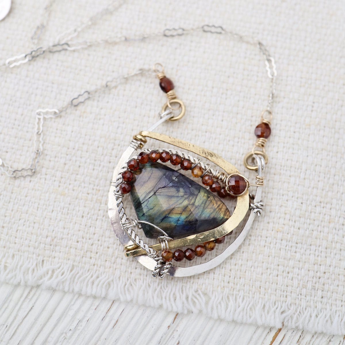 NKL Labradorite Hessonite Necklace