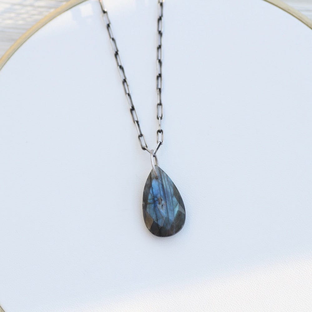 
                  
                    NKL Labradorite Teardrop on Oxidized Link Chain
                  
                