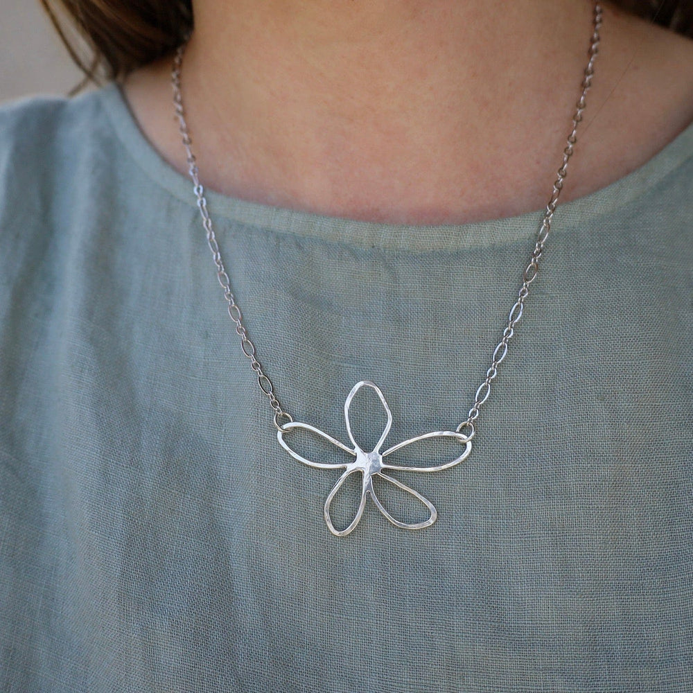 
                  
                    NKL Large Single Flower Necklace
                  
                