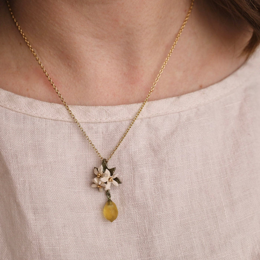 
                      
                        NKL Lemon Drop Flower Pendant
                      
                    