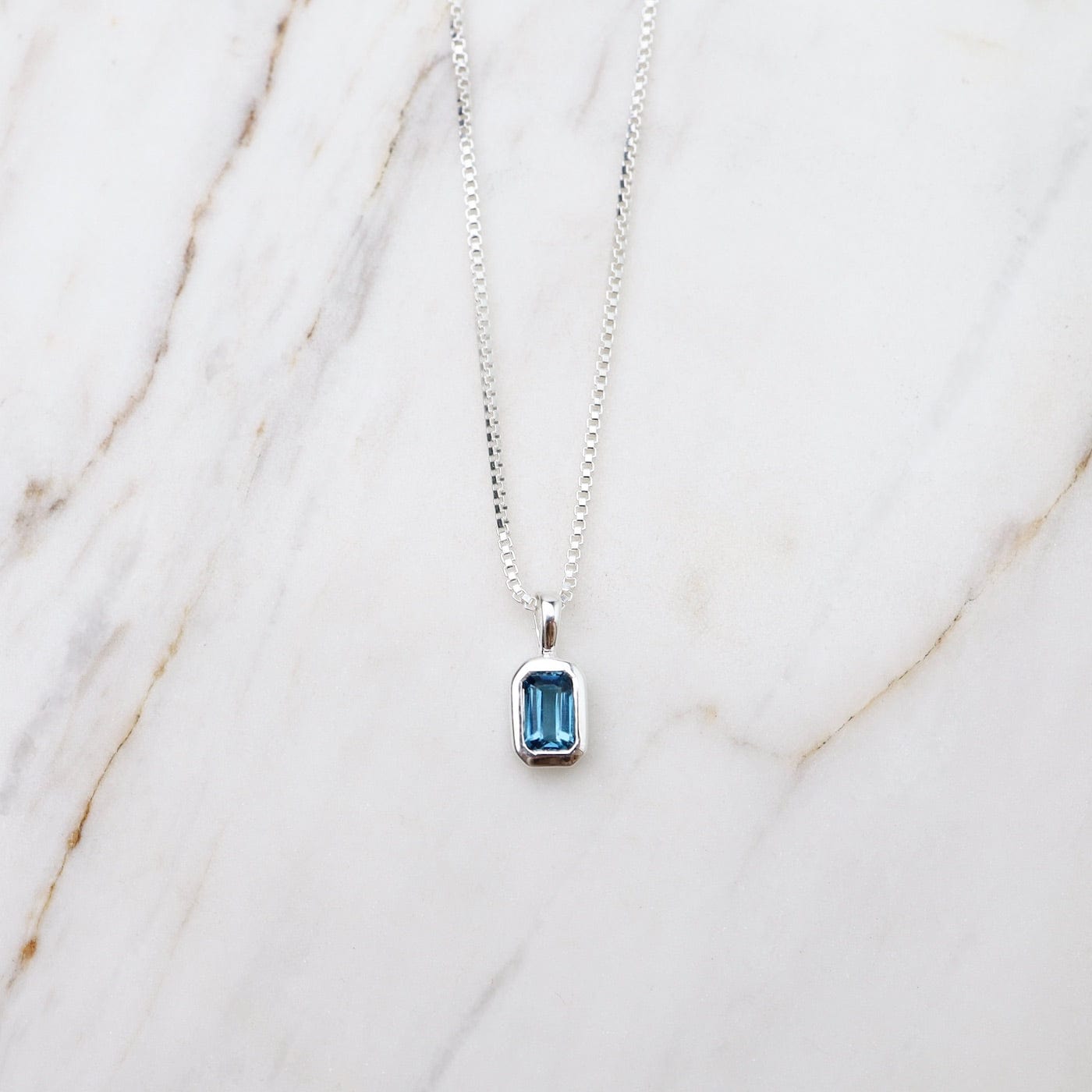 925 Sterling Silver Pendant Necklace 4MM Square London Blue Topaz and  accent white cubic zirconia at Rs 1775.63 | सिल्वर जेमस्टोन पेंडेंट in  Jaipur | ID: 2850159558733