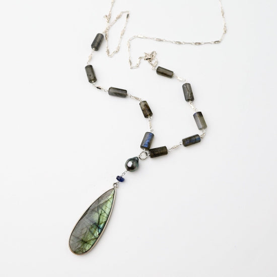 Load image into Gallery viewer, NKL Long Labradorite Pendant Necklace
