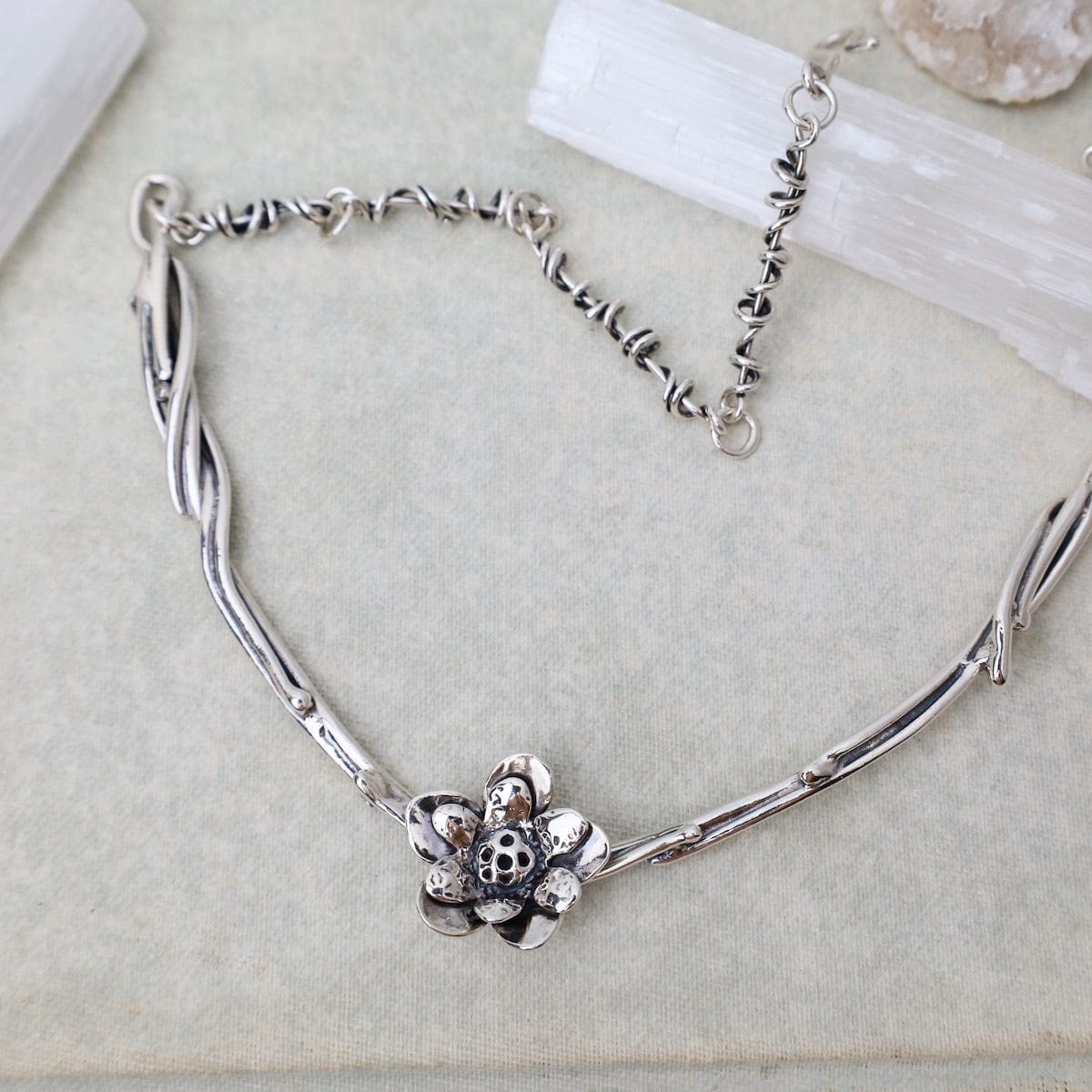 NKL Lotus Vine Necklace - Small Lotus