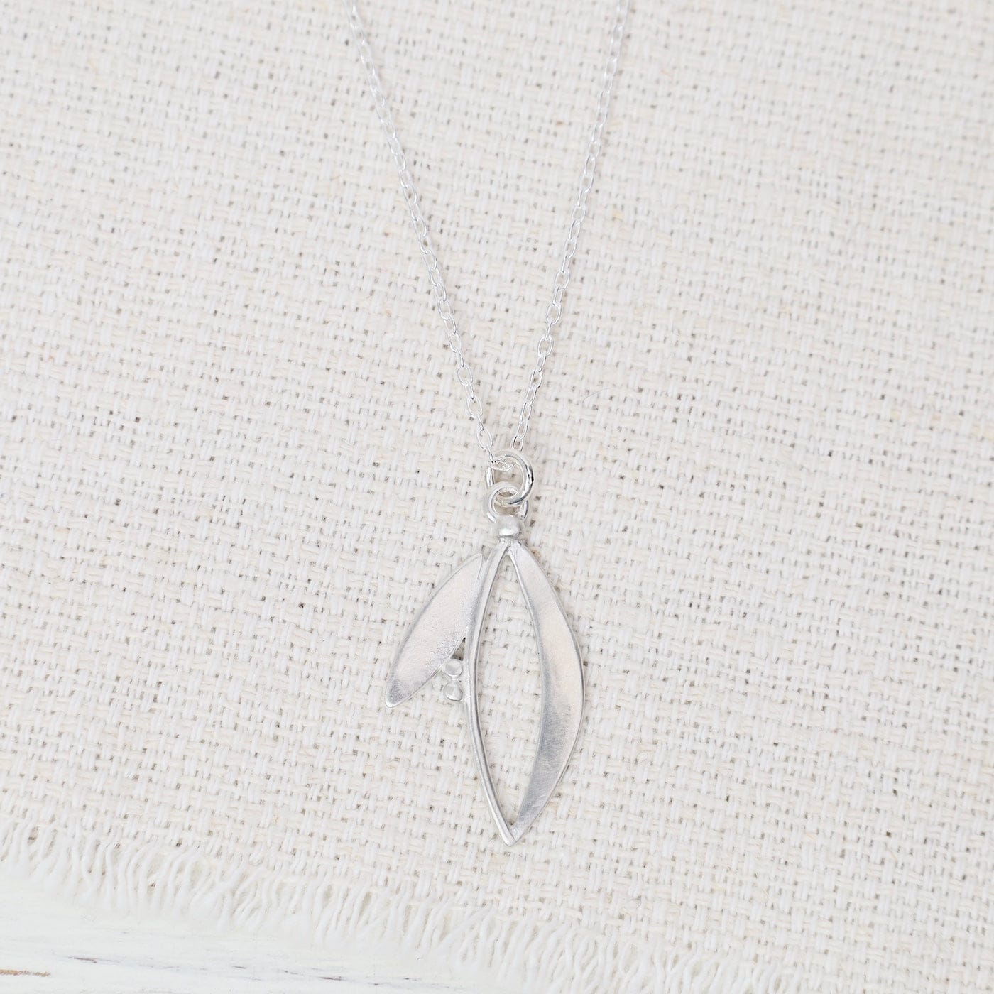 NKL Medium Floral Necklace