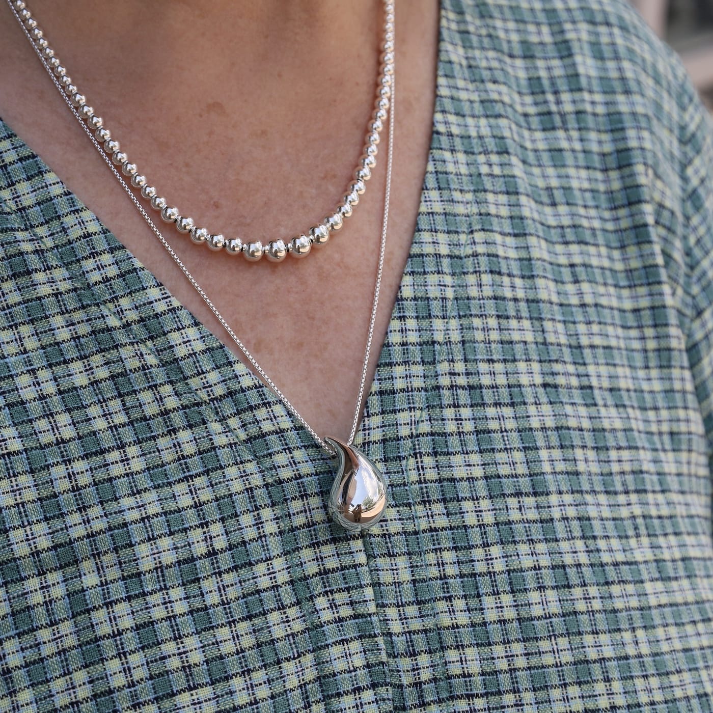 NKL Medium Sterling Silver Raindrop Pendant Necklace
