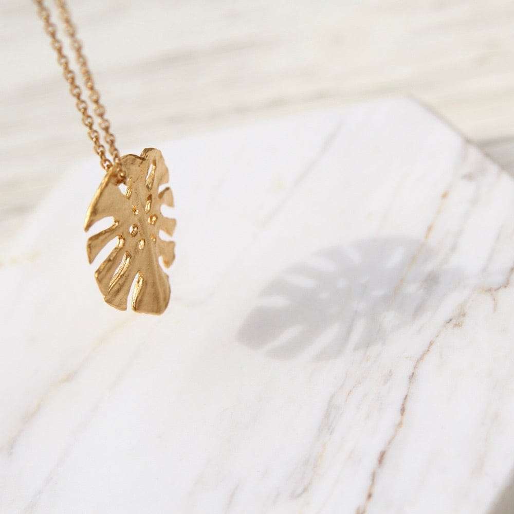 
                      
                        NKL Monstera Single Leaf Pendant Necklace
                      
                    