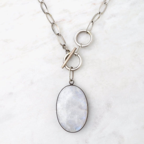 NKL Oval Cabochon Rainbow Moonstone Toggle Necklace