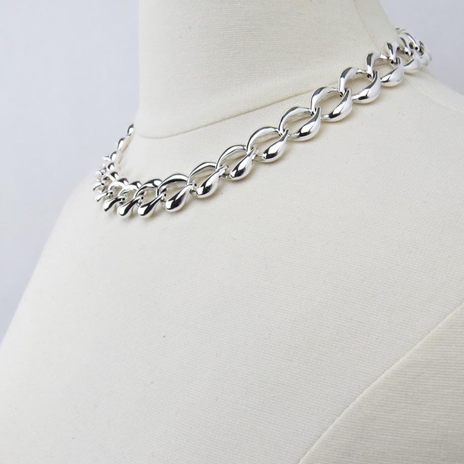 
                      
                        NKL OVAL LINK ELECTROFORM NECKLACE
                      
                    