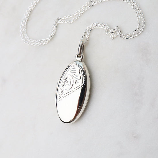 NKL Oval Locket Necklace with Etched Pattern
