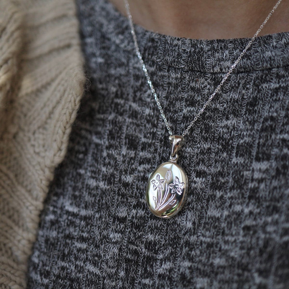 NKL Oval Locket Necklace with Floral Details