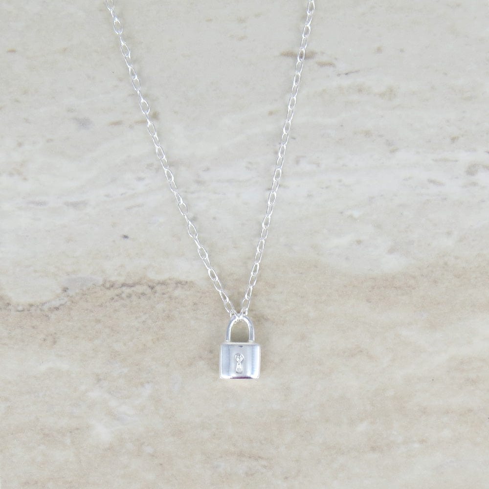 Turner Lock Necklace in Sterling Silver (20 in) | Shane Co.