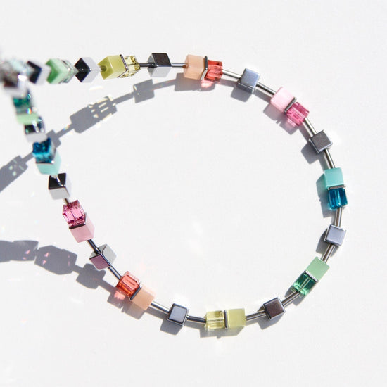 NKL Pastel Cat's Eye Cube Necklace