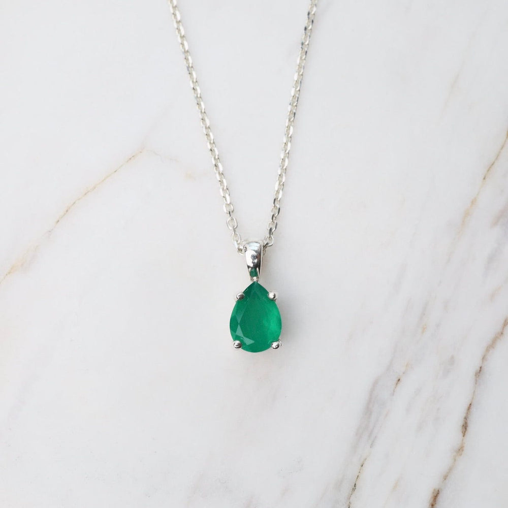 NKL Pear Shaped Green Agate Pendant