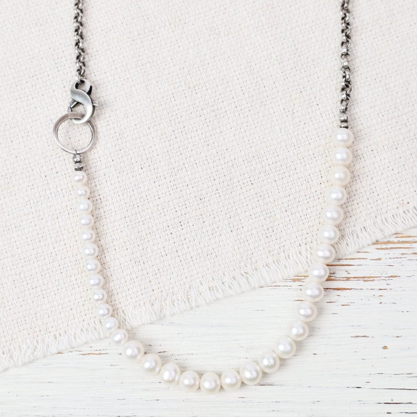 NKL Pearl Shadows Necklace