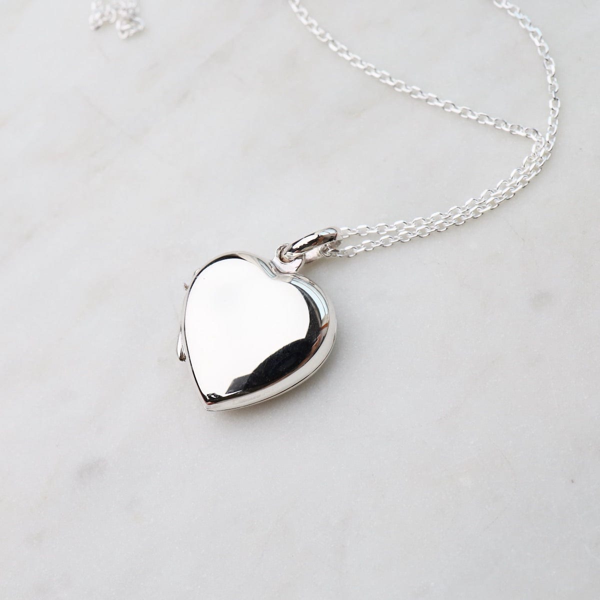 NKL Plain Heart Locket Necklace