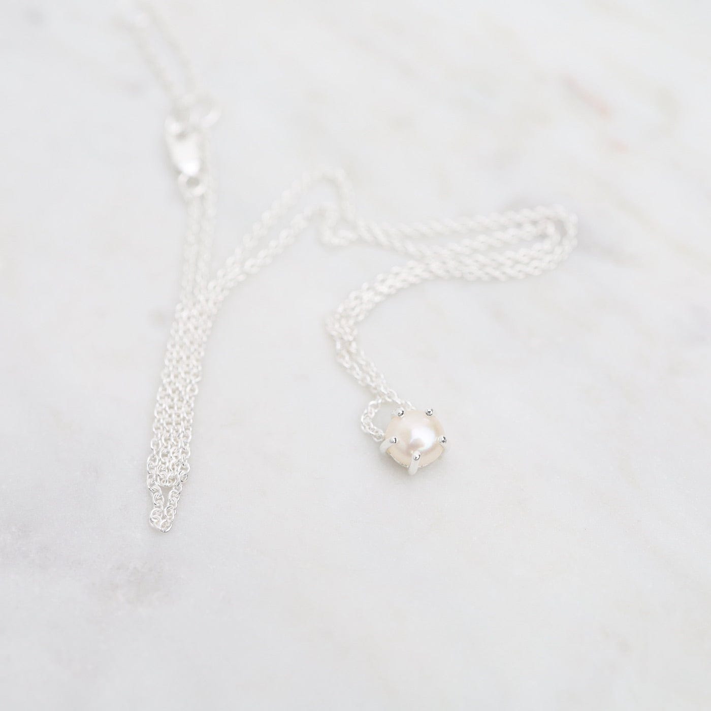 NKL Prong Set Pearl Necklace