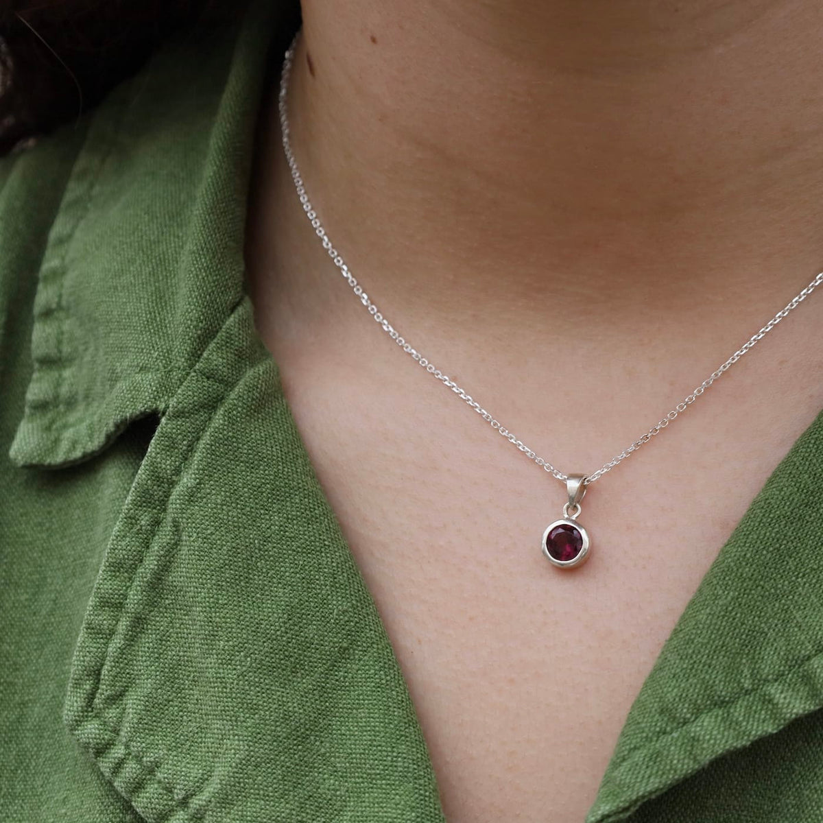 NKL Rhodolite Garnet Dot Pendant Necklace