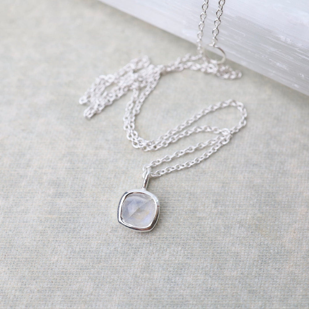 NKL Rose-cut Rainbow Moonstone Cushion Necklace