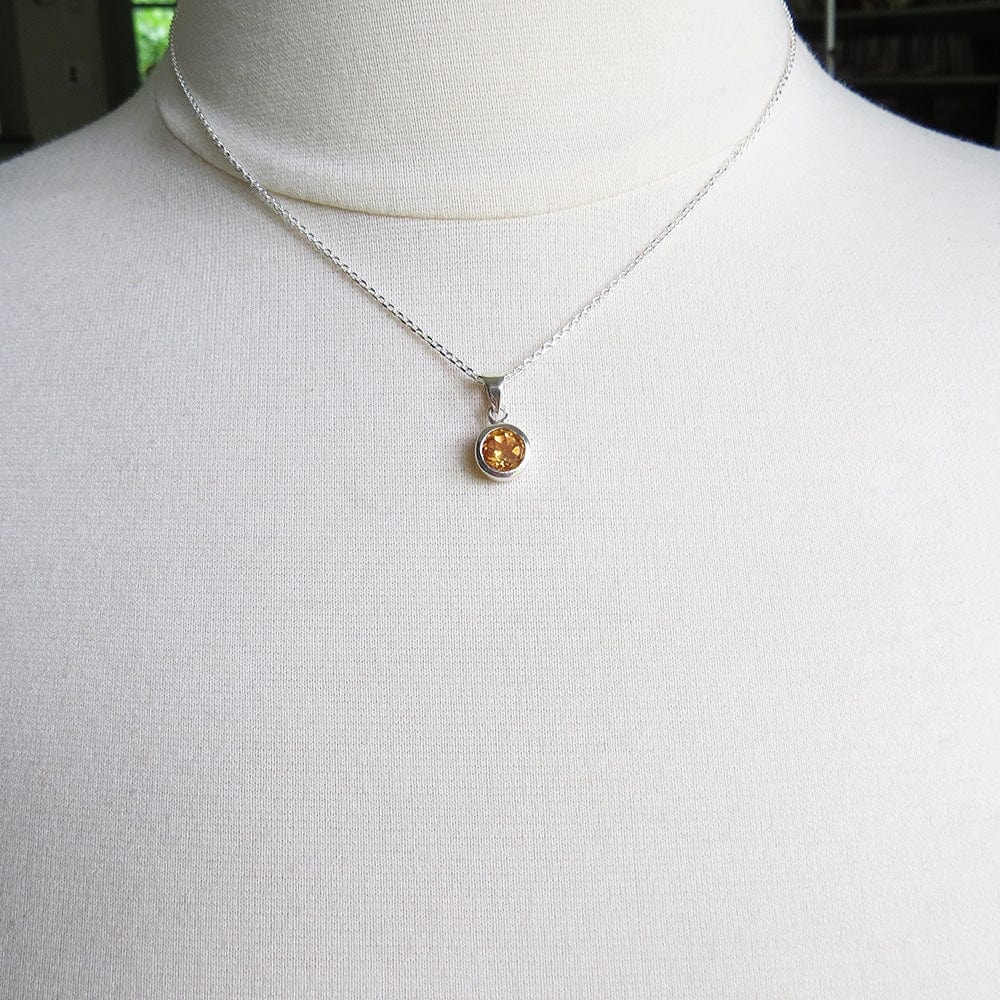 NKL Round Citrine Pendant