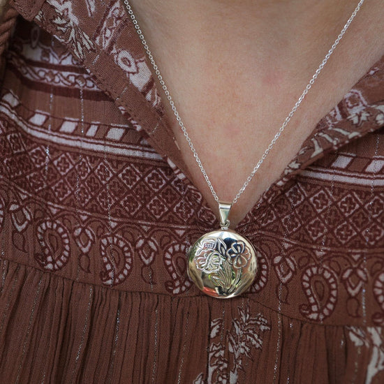 NKL Round Locket Necklace with Floral Details