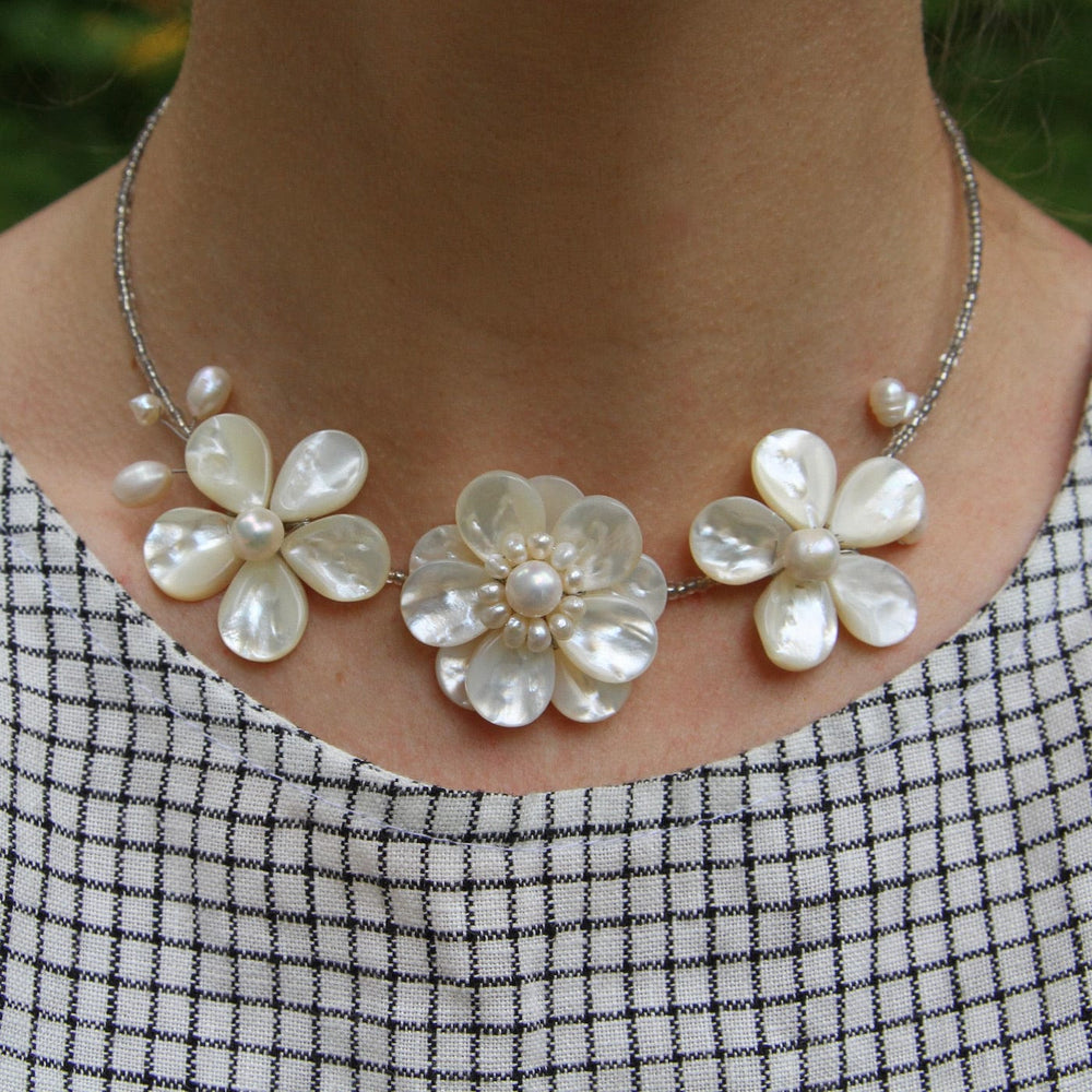 
                      
                        NKL Shell 3 Flower Choker ~ White Shell
                      
                    