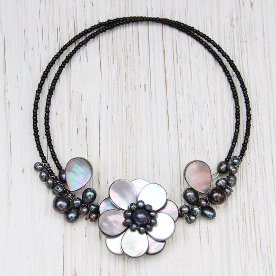 Load image into Gallery viewer, NKL Shell Flower Choker ~ Black Mother of Pearl
