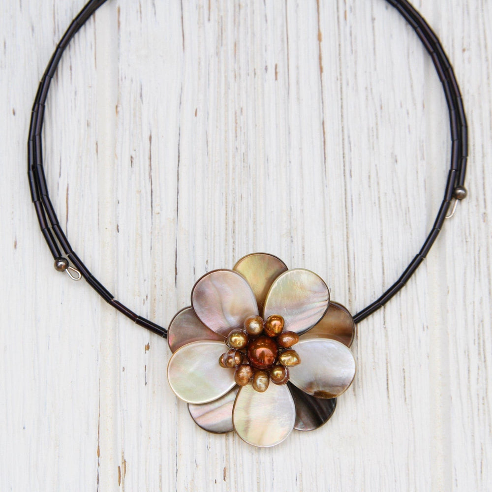 
                      
                        NKL Shell Flower Choker ~ Brown Shell
                      
                    