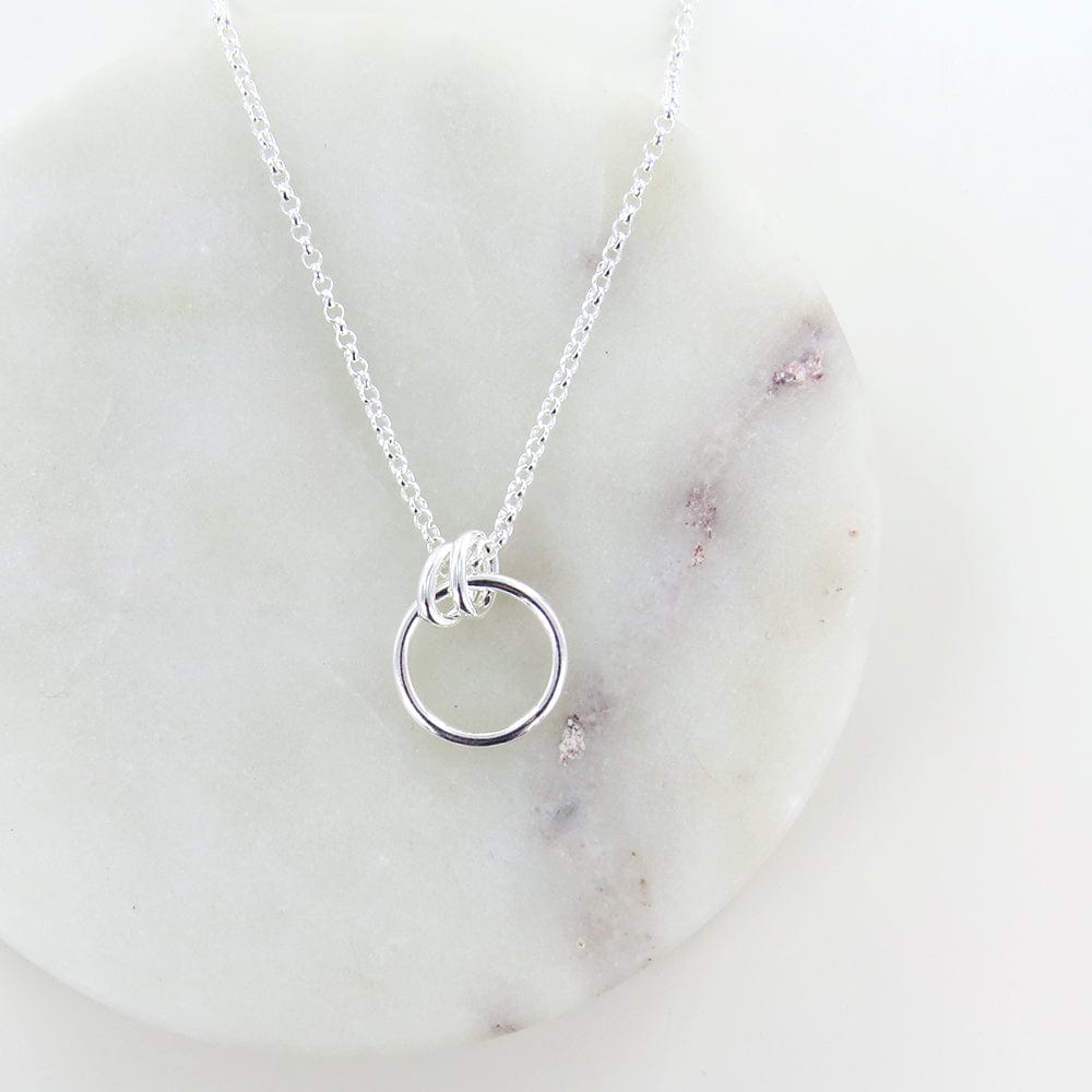 Load image into Gallery viewer, NKL SILVER DOUBLE RING CIRCLE NECKLACE
