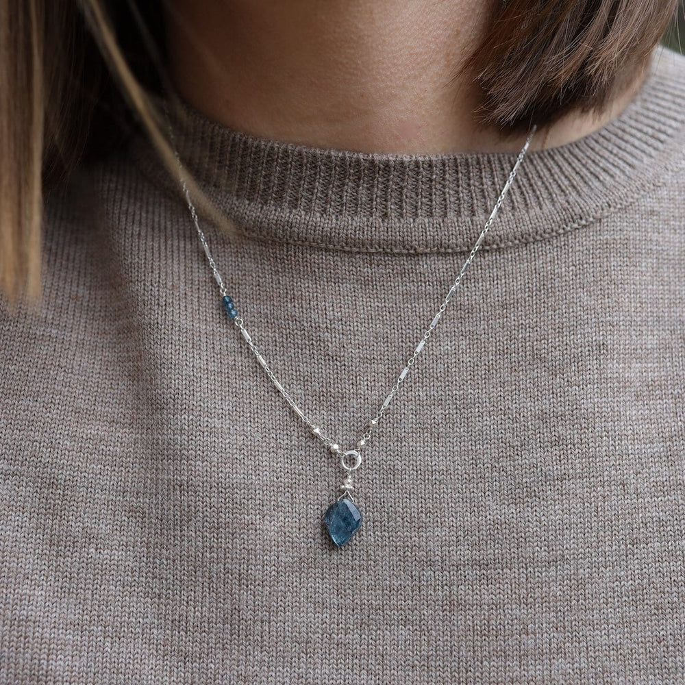 NKL Simple Indigo Kyanite Spade on Sterling Silver Necklace