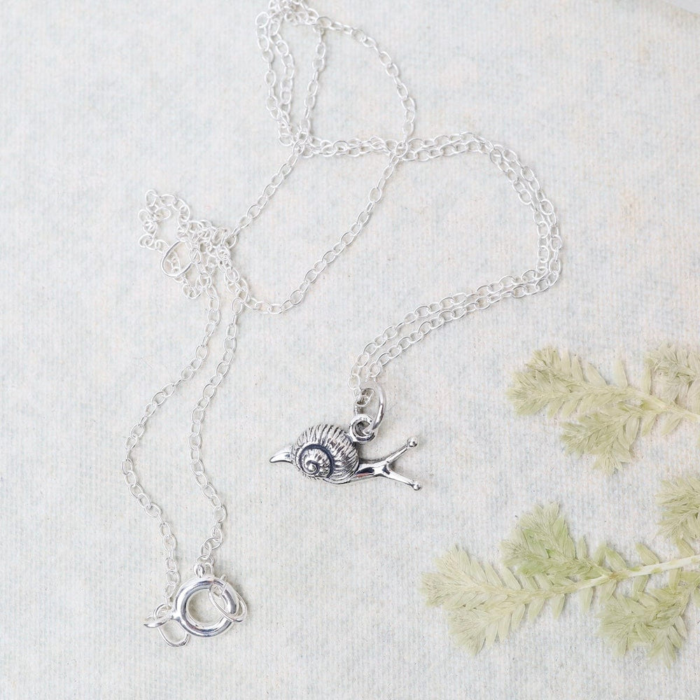 
                      
                        NKL Snail Pendant Necklace
                      
                    