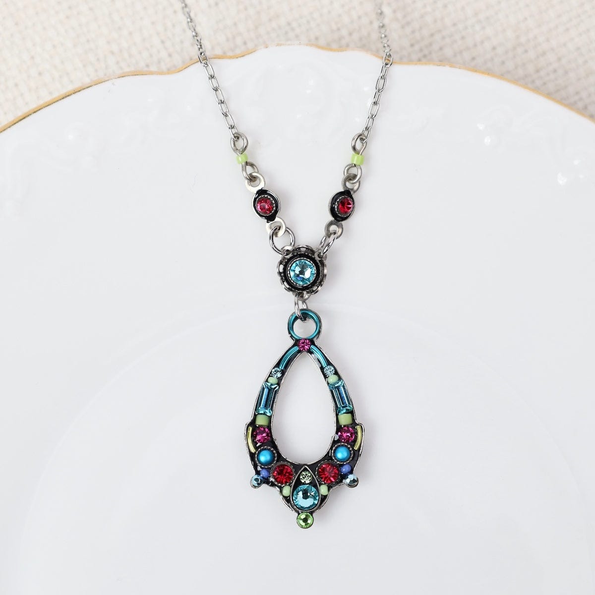 NKL-SPL Light Turquoise Oval Hoop Pendant Necklace
